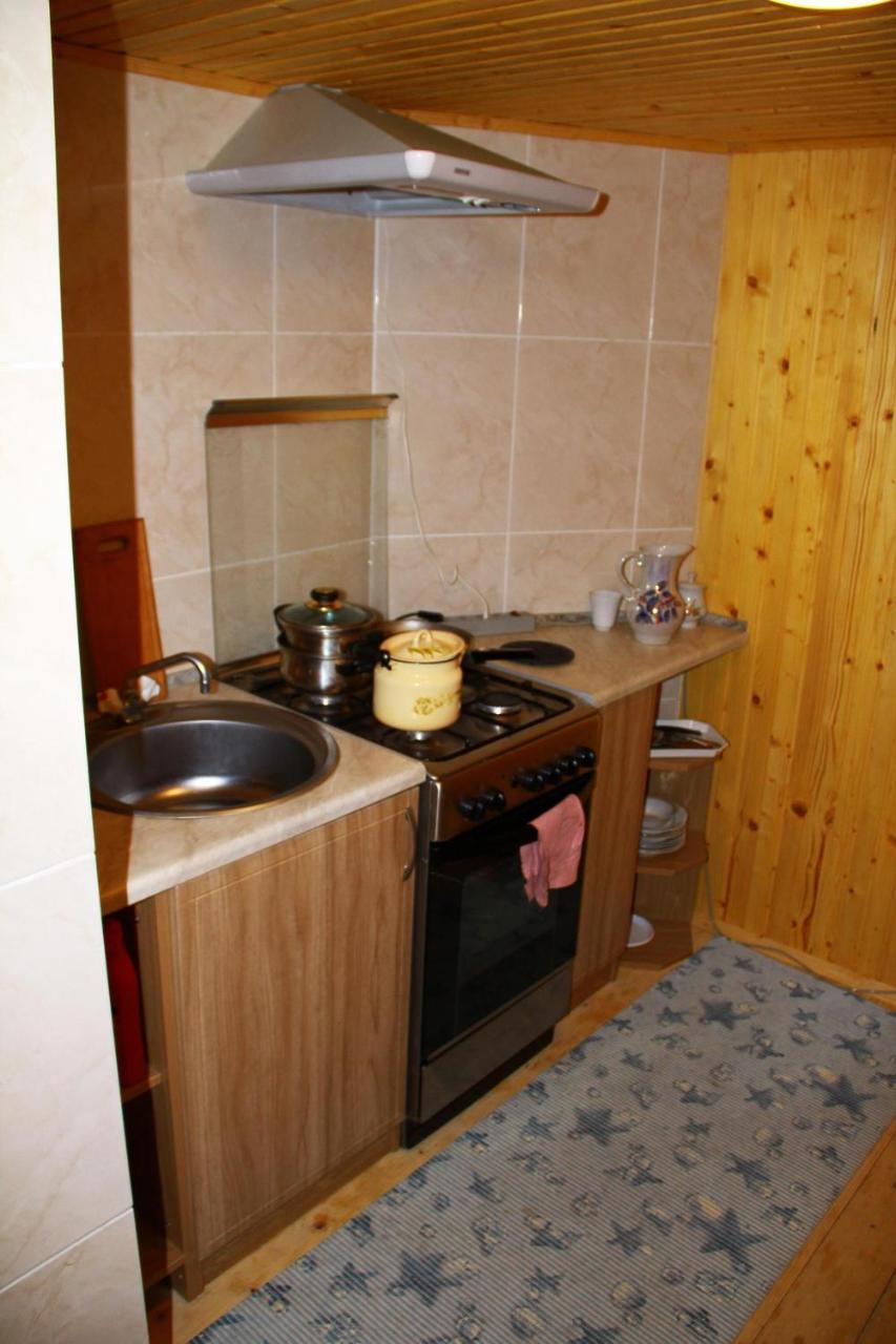 У Андрія Hotel Jaremcse Kültér fotó